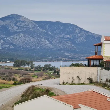 Manzarali Apartment