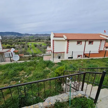 Manzarali Apartment